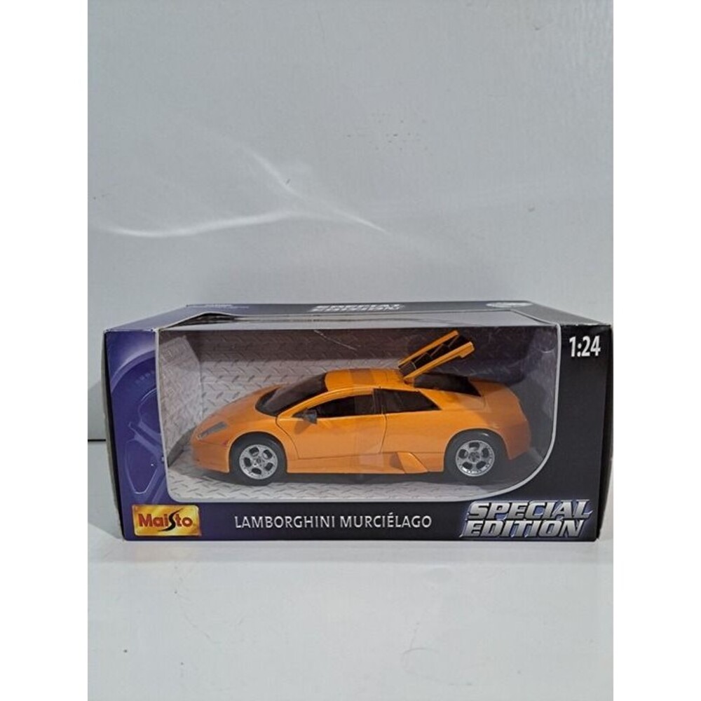 NIB Maisto 31238 Special Edition 1:24 Die Cast Lamborghini Murcielago Supercar